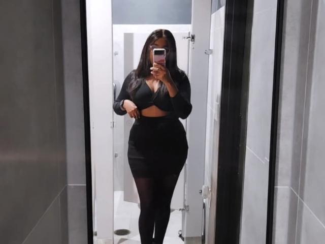 LorettaFrance - Sexe cam en vivo - 28957019