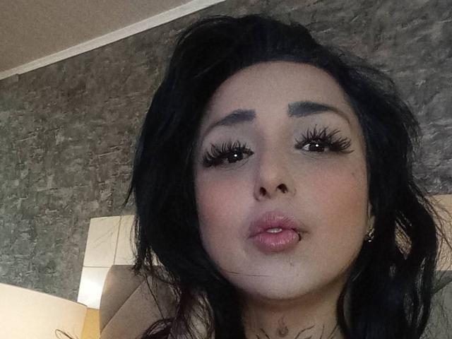 IsaabellaRusso - Sexe cam en vivo - 28957325