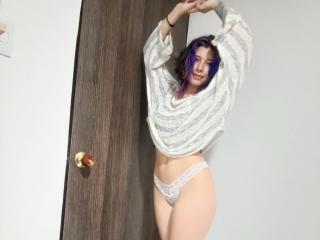 См. подробные сведения о модели DarckVelvet