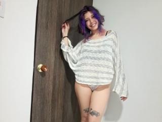 См. подробные сведения о модели DarckVelvet