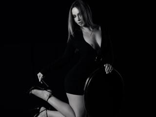 Ver la ficha detallada de LilyBloome