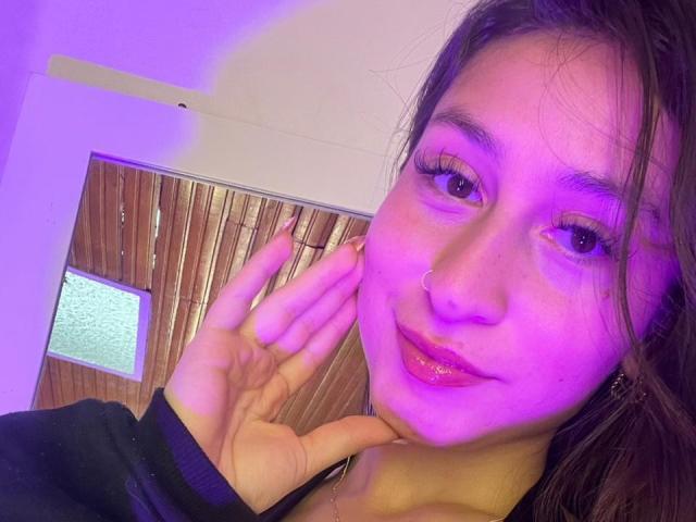 MaddyCarina - Live porn &amp; sex cam - 28959113