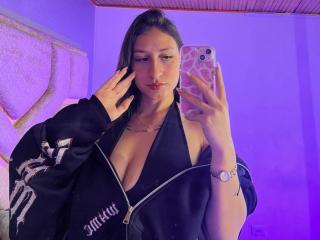 Ver la ficha detallada de MaddyCarina