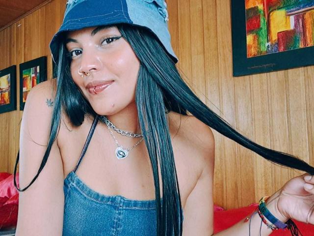 AntonellaFioree - Live sex cam - 28959701