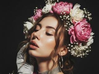 Ver la ficha detallada de CharlotteDream