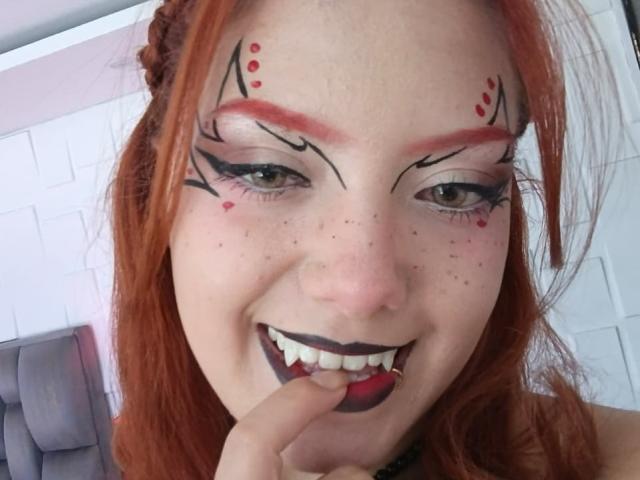 EmmaThomsonn - Live porno og sexkamera - 28962122