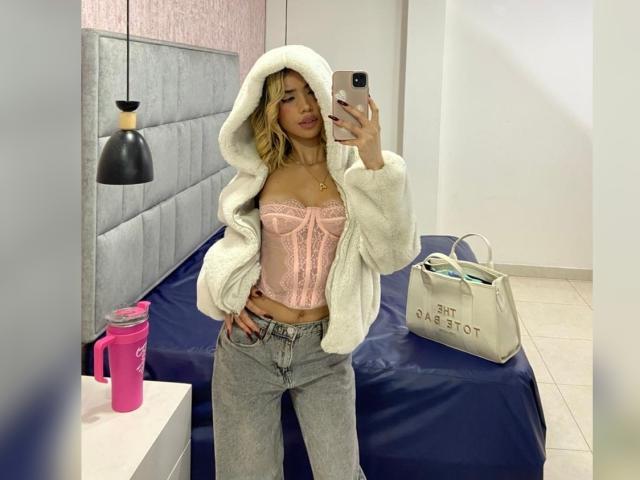 ChristieGarci - Live porn &amp; sex cam - 28963220