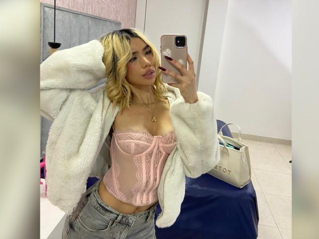 ChristieGarci - Live porn &amp; sex cam - 28963223