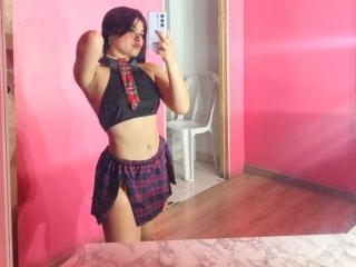 Voir la fiche détaillée de NaughtyMissyy