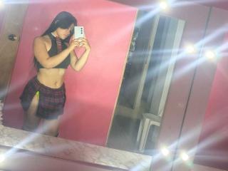 Voir la fiche détaillée de NaughtyMissyy