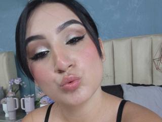 Ver la ficha detallada de HiilaryDolce