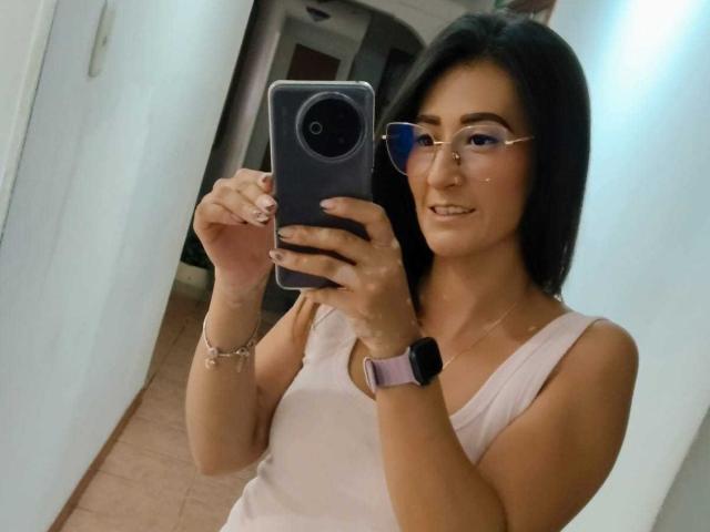 SharissWillian - Live Sex Cam - 28964846