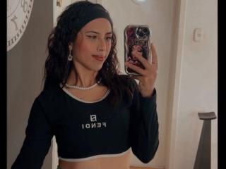 Ver la ficha detallada de MyaaTyler