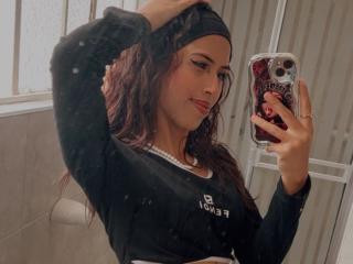 Ver la ficha detallada de MyaaTyler