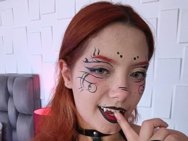 EmmaThomsonn - Live porno og sexkamera - 28969223