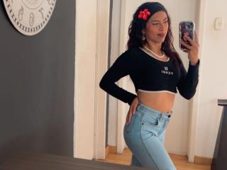 Ver la ficha detallada de MyaaTyler