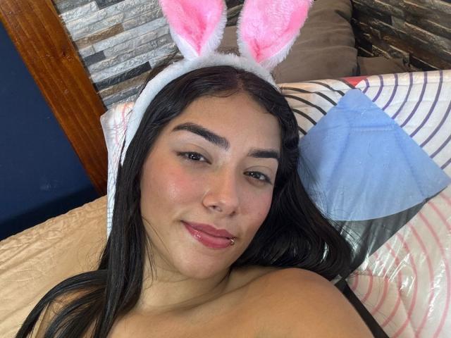 SharonKlart - Live porn &amp; sex cam - 28970318