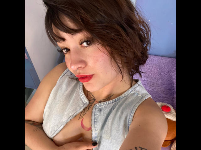 AnikaFleur - Live porn &amp; sex cam - 28971143