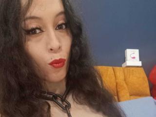 Ver la ficha detallada de KendraSimons