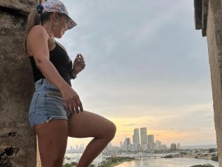 Voir la fiche détaillée de AnnaJaimes