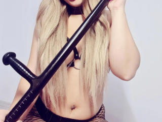 Voir la fiche détaillée de GiannaSexxy