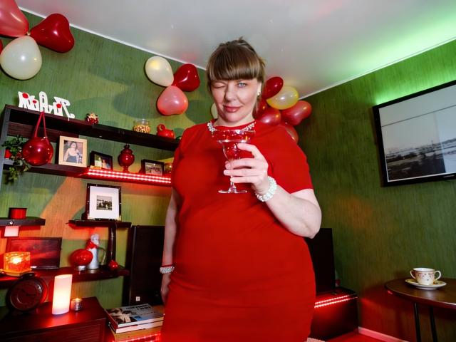 VeronikaGoldy - Live porn &amp; sex cam - 28976753