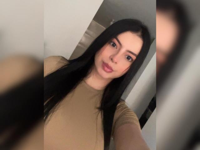 IsabellaJames - сексуальная веб-камера в реальном времени - 28977470