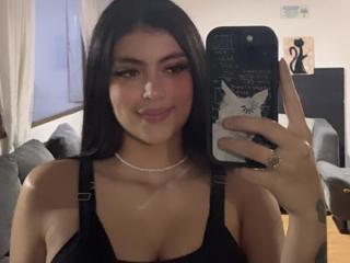 Voir la fiche détaillée de MiaaAmour