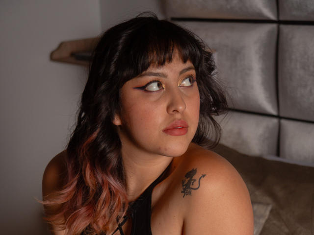 SalmanLuna - Live porn &amp; sex cam - 28978079