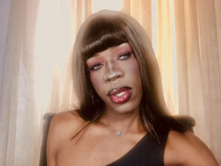 Ver la ficha detallada de EbonyHansNight