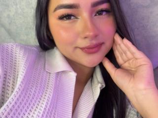 Voir la fiche détaillée de AlessiaFerry