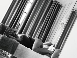 Δείτε την λεπτομερή καρτέλα του LarissaMiller