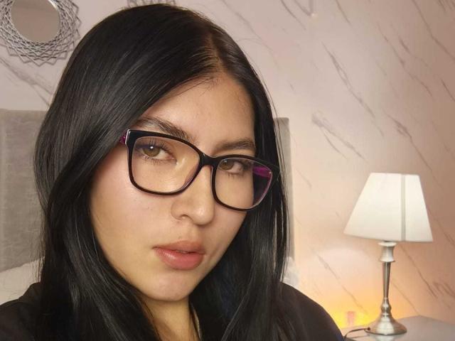 EmmaRouxx - Live porn &amp; sex cam - 28981610