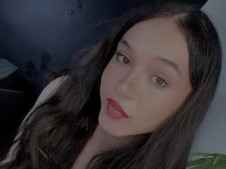 Ver la ficha detallada de PeachyPixiee