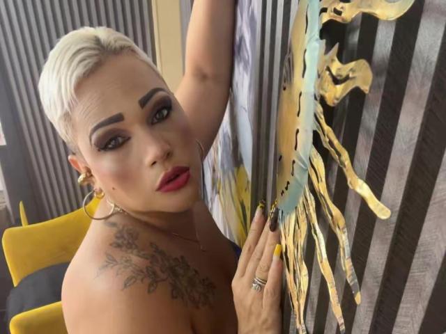 GianellaCox - Live porn &amp; sex cam - 28983149