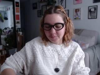 Δείτε την λεπτομερή καρτέλα του AlinaMatei