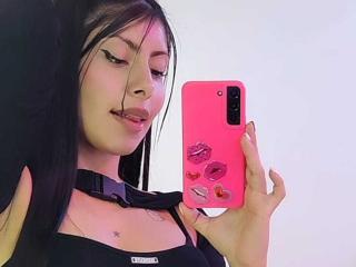 Ver la ficha detallada de LeiaLaurent