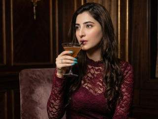 Δείτε την λεπτομερή καρτέλα του ZoeHillss