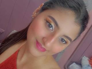 Δείτε την λεπτομερή καρτέλα του ZoeHillss