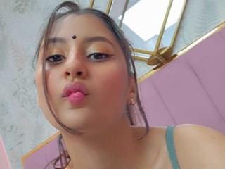 Ver la ficha detallada de ZoeHillss