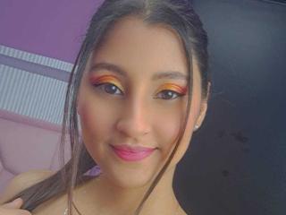 Ver la ficha detallada de ZoeHillss