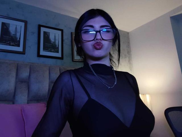 IsabellaaRossi - Porno na żywo i seks kamera - 28987484