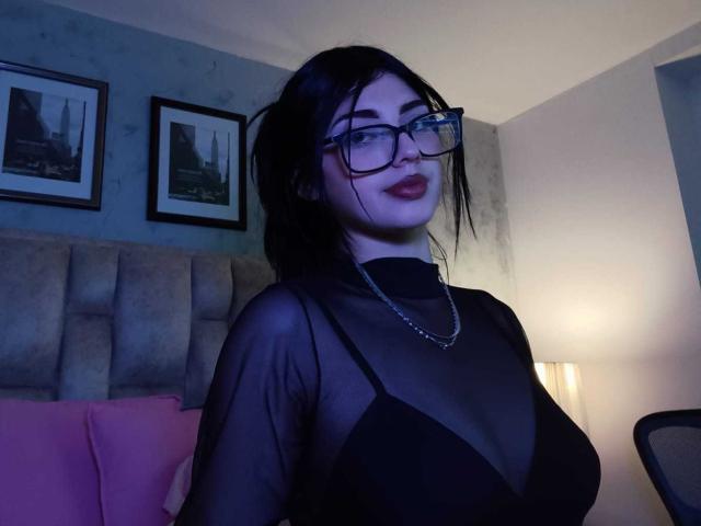 IsabellaaRossi - Live porno og sexkamera - 28987487
