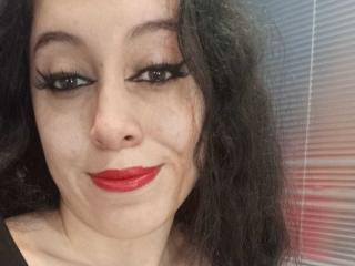 Ver la ficha detallada de KendraSimons