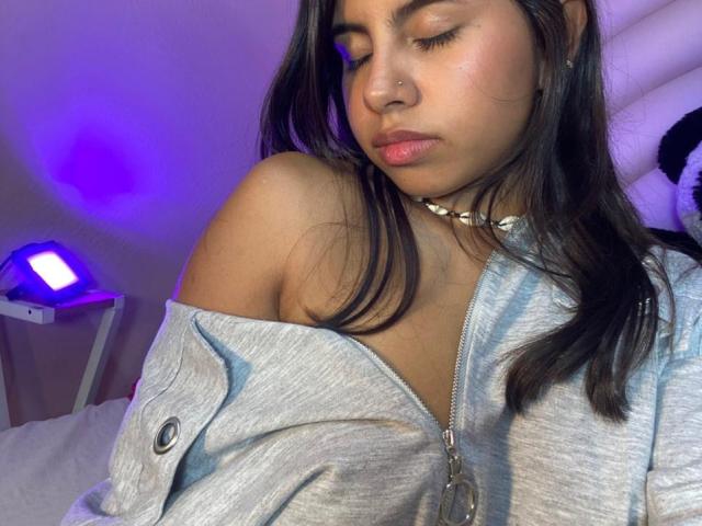 CelesteMorel - Sexe cam en vivo - 28990880