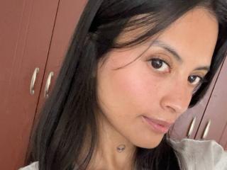 Δείτε την λεπτομερή καρτέλα του NiaWhitee