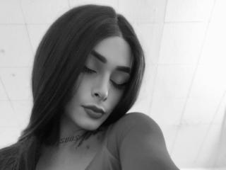 Δείτε την λεπτομερή καρτέλα του AdharaaMoon