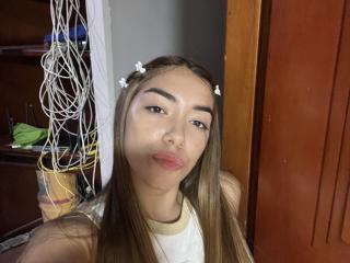 Ver la ficha detallada de SharonKlart