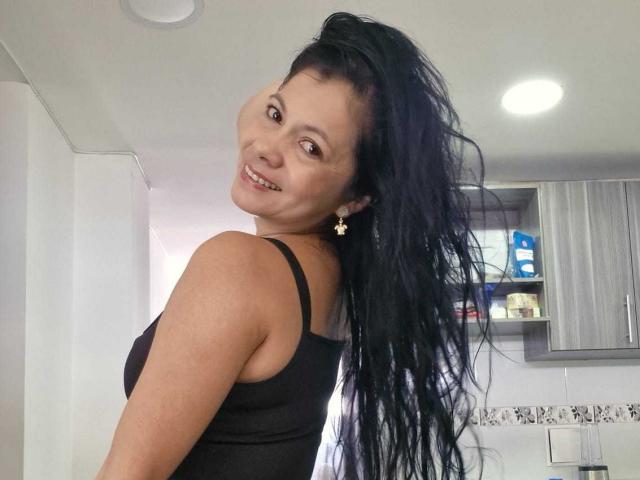 MelissaBaud - Live porn &amp; sex cam - 28992257