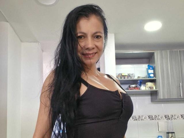 MelissaBaud - Sexe cam en vivo - 28992269
